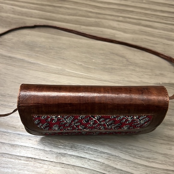 LEATHER CROSSBODY BAG ❤️ - Picture 10 of 17